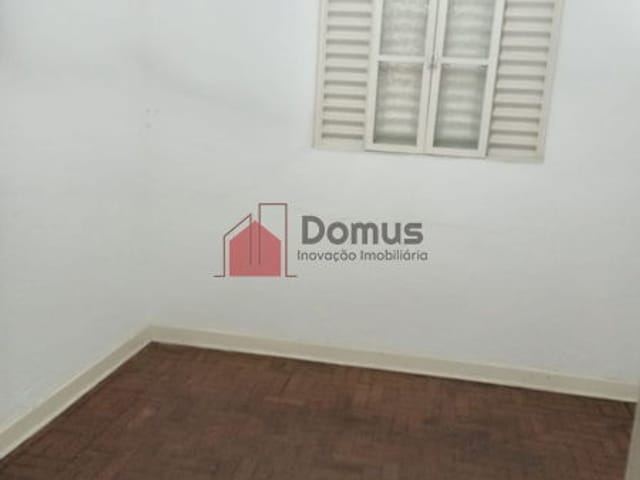 Sobrado à venda ou para alugar, no bairro Centro em Pindamonhangaba