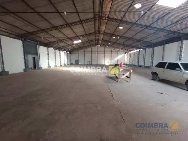 Galpão / Barracão com 869m², para alugar, no bairro Salé em Santarém