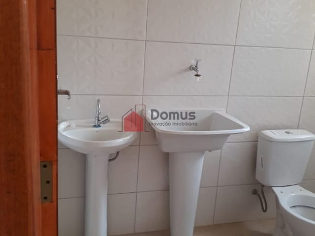 Sala com 494m², para alugar, no bairro Centro em Pindamonhangaba
