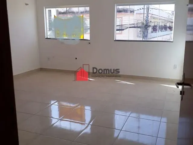 Sala com 494m², para alugar, no bairro Centro em Pindamonhangaba