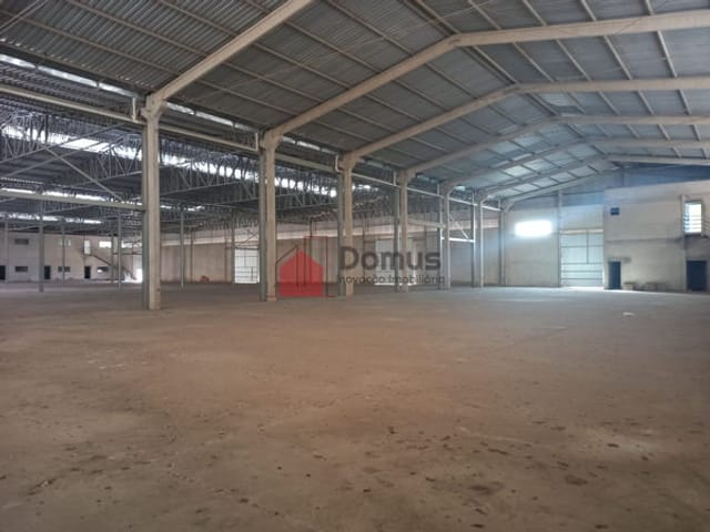 Galpão / Barracão para alugar, no bairro Residencial e Comercial Cidade Jardim em Pindamonhangaba