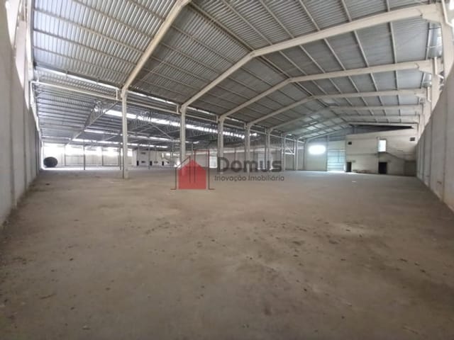 Galpão / Barracão para alugar, no bairro Residencial e Comercial Cidade Jardim em Pindamonhangaba