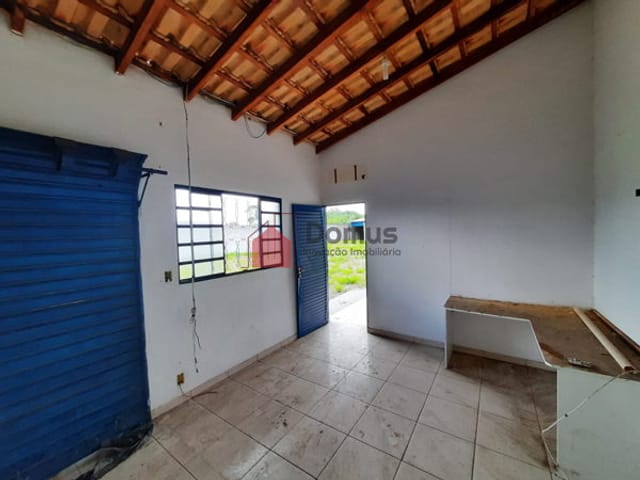 Galpão / Barracão com 860m², à venda ou para alugar, no bairro Água Preta em Pindamonhangaba