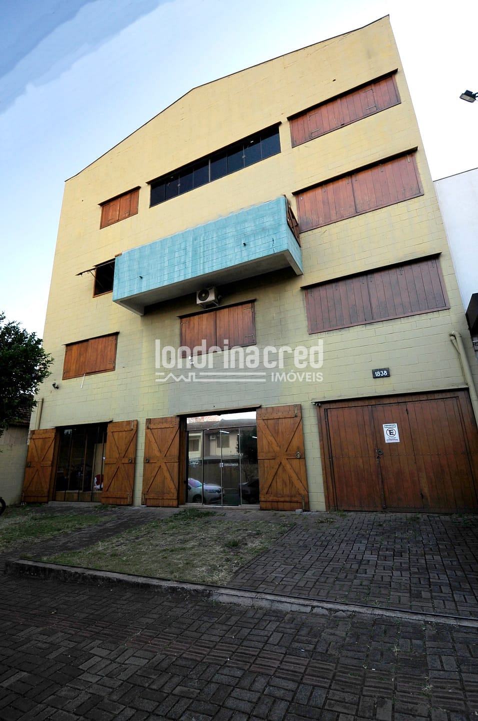 Loja-Salão, 1080 m² - Foto 1