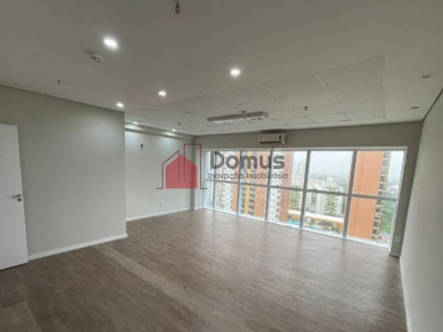 Sala para alugar, no bairro Lavadouro de Areia em Taubaté