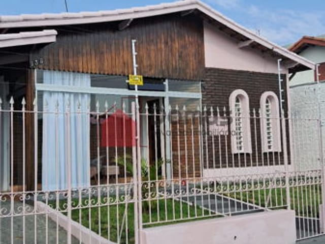 Comercial para alugar, no bairro São Benedito em Pindamonhangaba