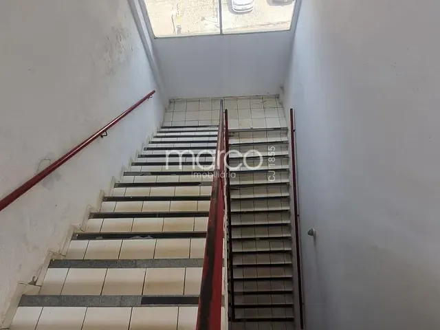 Sala para alugar, no bairro Setor Garavelo em Aparecida De Goiânia