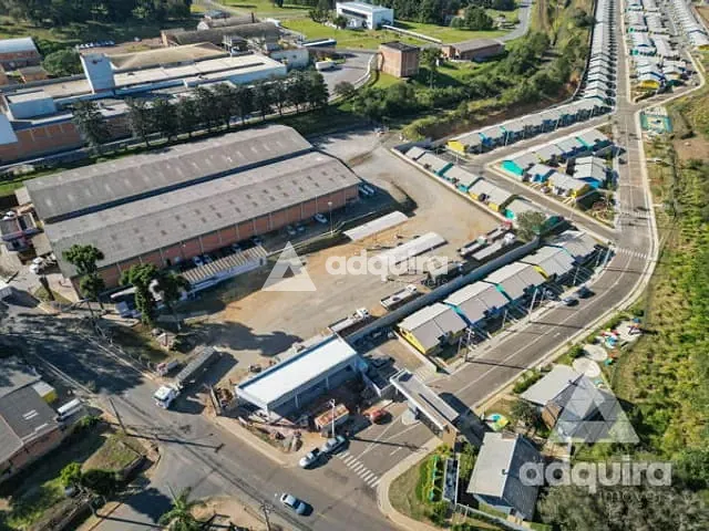 Sala com 290m², à venda ou para alugar, no bairro Uvaranas em Ponta Grossa