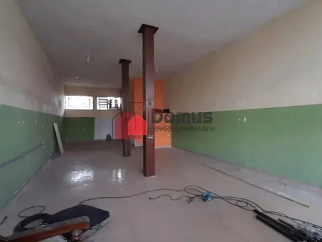 Comercial para alugar, no bairro Moreira César em Pindamonhangaba