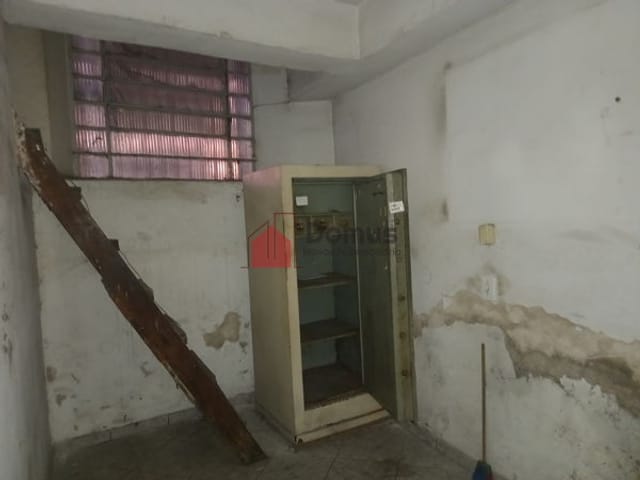Comercial para alugar, no bairro Centro em Pindamonhangaba