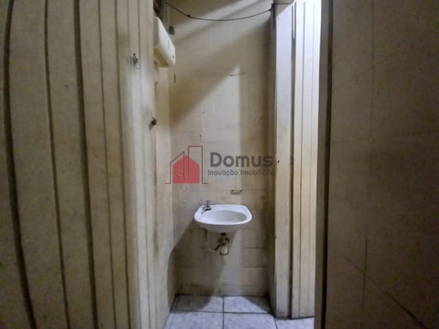 Comercial para alugar, no bairro Centro em Pindamonhangaba