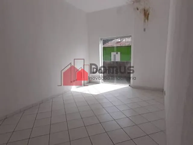 Sala com 42m², para alugar, no bairro Centro em Pindamonhangaba