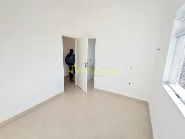 Sala com 32m² 1 quarto e 1 banheiro, para alugar, no bairro Vila São Geraldo em Taubaté