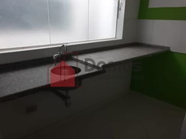 Sala para alugar, no bairro Centro em Pindamonhangaba