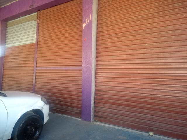 Loja para alugar, no bairro Residencial Estoril em Taubaté