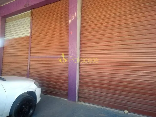 Loja para alugar, no bairro Residencial Estoril em Taubaté