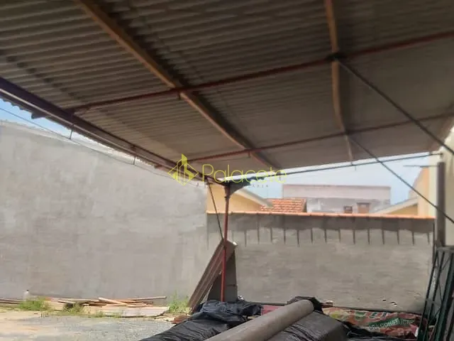 Galpão / Barracão 1 quarto e 1 banheiro, à venda, no bairro Loteamento Residencial Andrade em Pindamonhangaba