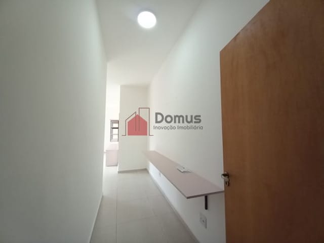 Sala para alugar, no bairro Jardim Rosely em Pindamonhangaba