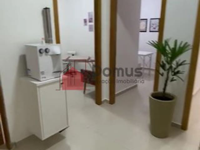 Sala para alugar, no bairro Jardim Rosely em Pindamonhangaba