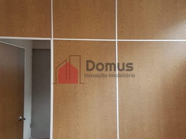Comercial com 105m², para alugar, no bairro Santana em Pindamonhangaba