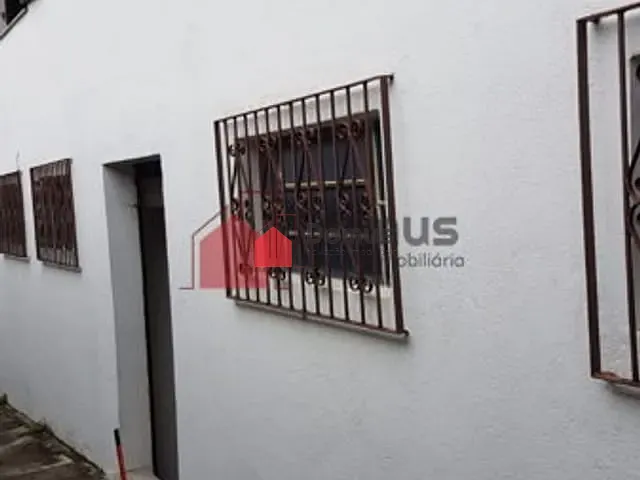 Comercial com 105m², para alugar, no bairro Santana em Pindamonhangaba