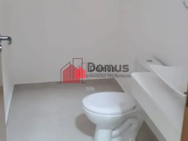 Sala para alugar, no bairro Jardim Rosely em Pindamonhangaba