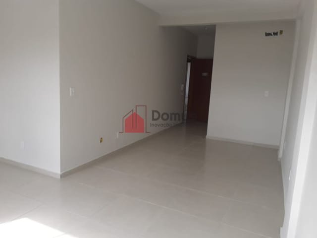 Sala para alugar, no bairro Centro em Pindamonhangaba
