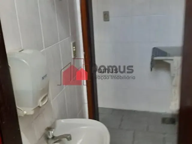 Prédio com 177m² 1 quarto e 2 banheiros, para alugar, no bairro Centro em Pindamonhangaba
