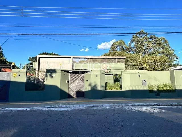 Sobrado com 1000m², para alugar, no bairro Setor Sul em Goiânia