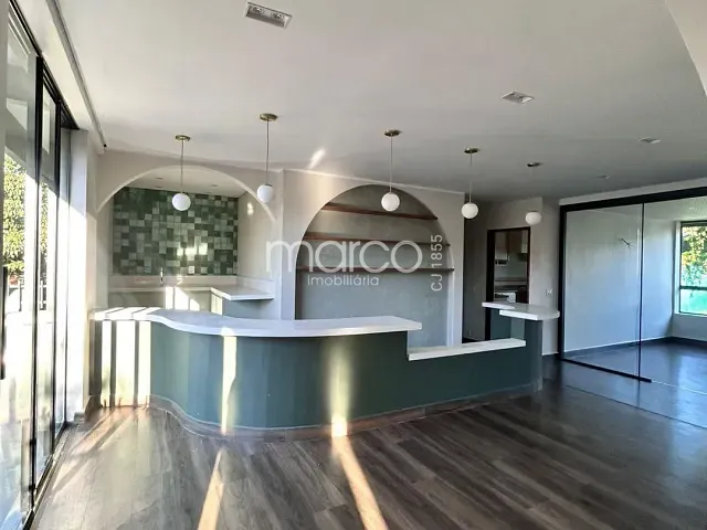 Sobrado com 1000m², para alugar, no bairro Setor Sul em Goiânia