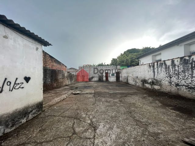 Galpão / Barracão com 420m², à venda ou para alugar, no bairro Jardim Cristina em Pindamonhangaba