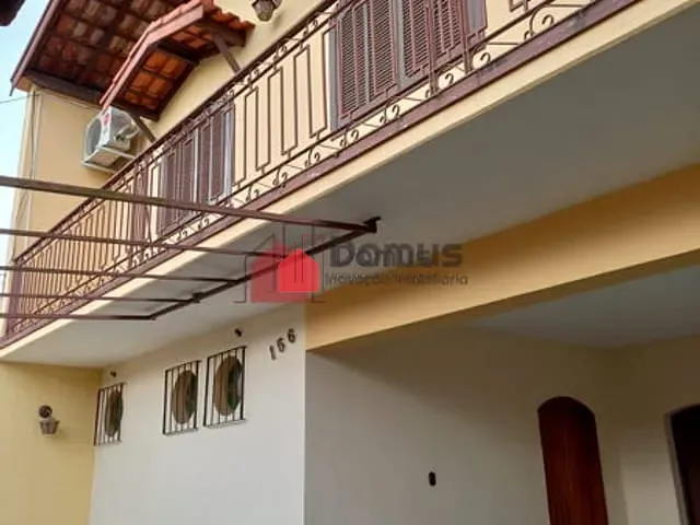 Comercial com 342m², para alugar, no bairro Jardim Boa Vista em Pindamonhangaba