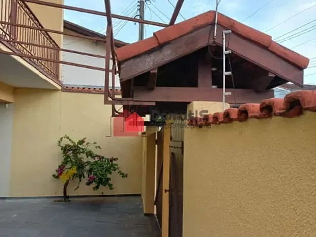Comercial com 342m², para alugar, no bairro Jardim Boa Vista em Pindamonhangaba