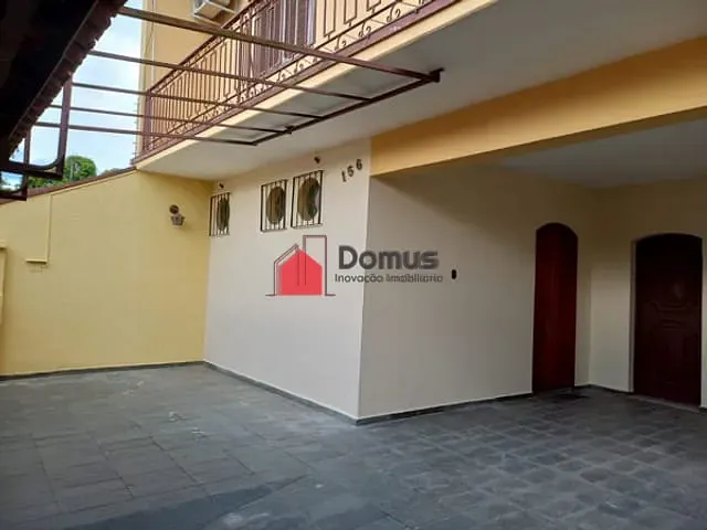 Comercial com 342m², para alugar, no bairro Jardim Boa Vista em Pindamonhangaba