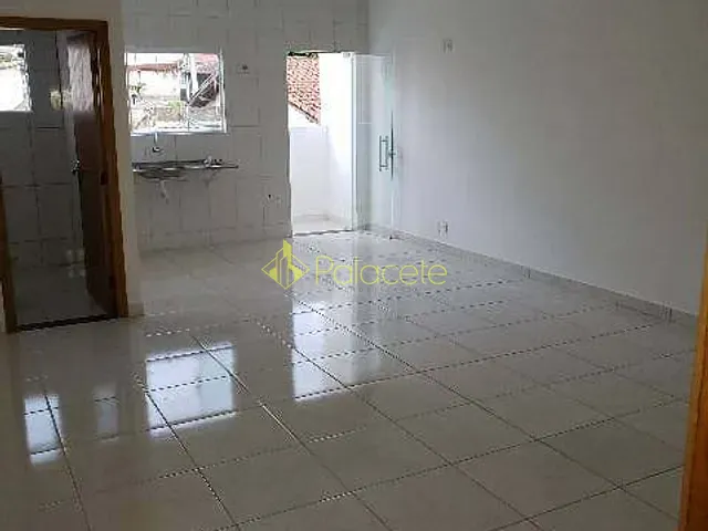 Loja com 300m², à venda, no bairro Residencial Mombaça em Pindamonhangaba