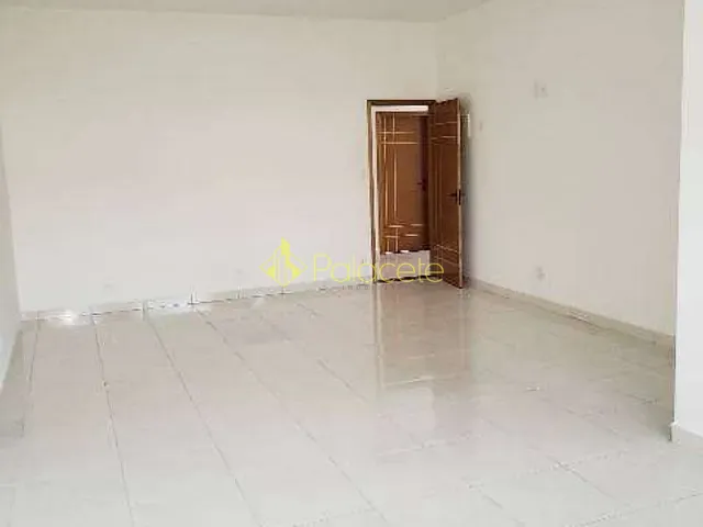Loja com 300m², à venda, no bairro Residencial Mombaça em Pindamonhangaba