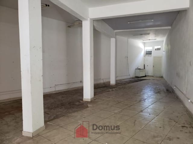 Galpão / Barracão para alugar, no bairro São Benedito em Pindamonhangaba