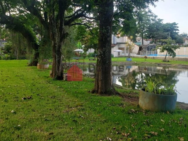 Comercial com 6000m², à venda, no bairro Jardim Santa Luzia em Pindamonhangaba