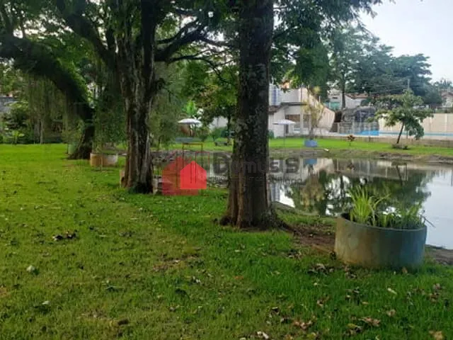 Comercial com 6000m², à venda, no bairro Jardim Santa Luzia em Pindamonhangaba
