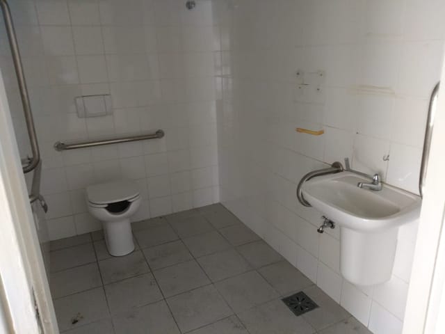 Prédio com 300m², à venda, no bairro Centro em Pindamonhangaba