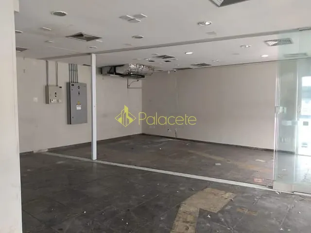Prédio com 300m², à venda, no bairro Centro em Pindamonhangaba