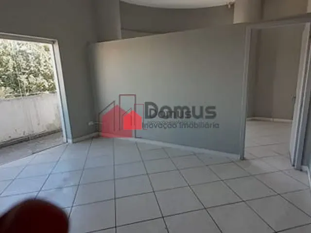 Sala para alugar, no bairro Centro em Pindamonhangaba