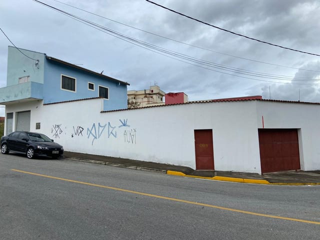 Loja 1 quarto e 5 banheiros, à venda, no bairro Residencial Jardim Aurora em Pindamonhangaba