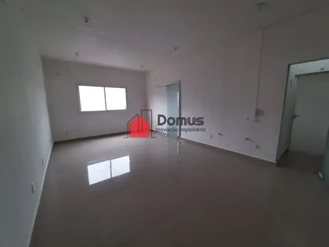 Sala para alugar, no bairro Centro em Pindamonhangaba