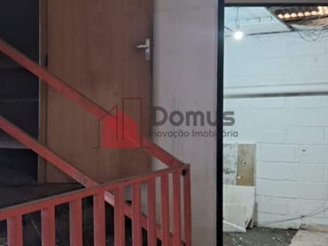 Galpão / Barracão com 500m², para alugar, no bairro São Benedito em Pindamonhangaba