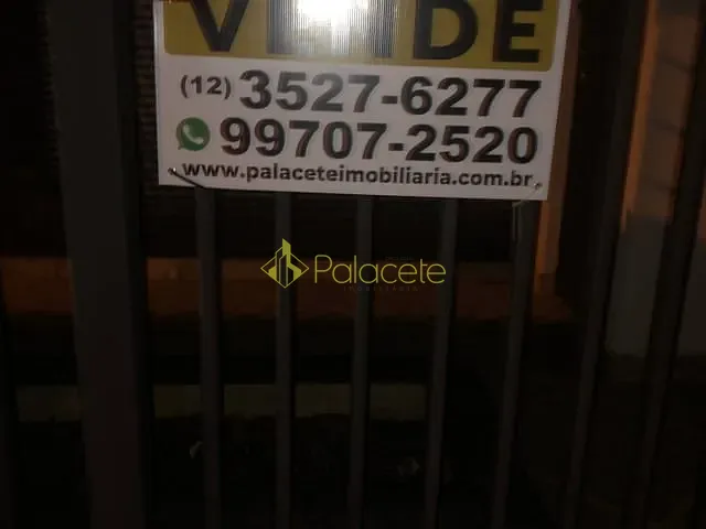 Comercial com 300m² 3 quartos e 1 banheiro, à venda, no bairro Chácara Galega em Pindamonhangaba