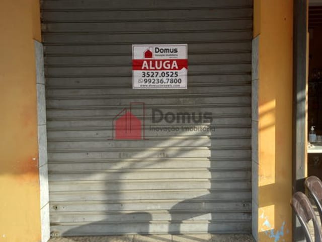 Comercial com 264m², à venda ou para alugar, no bairro Mantiqueira em Pindamonhangaba