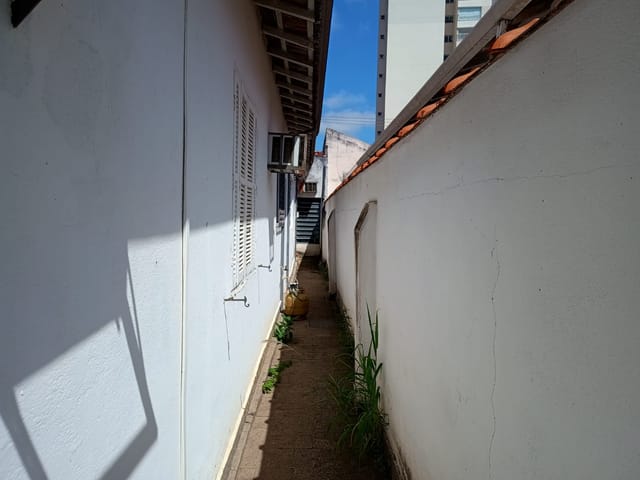 Comercial com 210m², para alugar, no bairro Centro em Taubaté