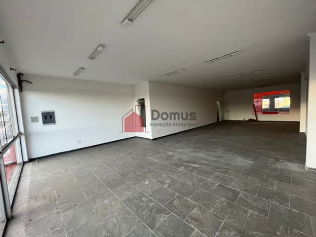 Sala para alugar, no bairro Centro em Pindamonhangaba