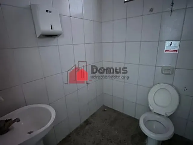 Sala para alugar, no bairro Centro em Pindamonhangaba